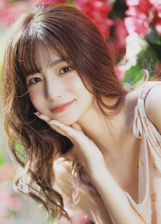 6686体育入口女星被大佬哄去多人运动爆料(图1)